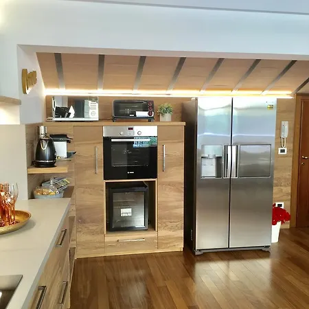 La Loggia Al Duomo - *