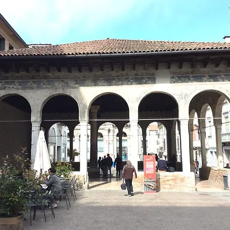 La Loggia Al Duomo - Τρεβίζο