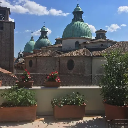 La Loggia Al Duomo - Apartment