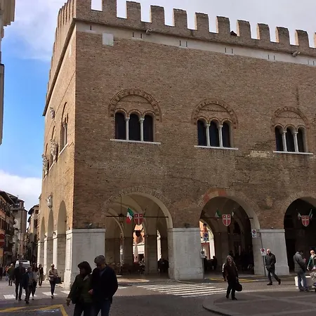 Apartment La Loggia Al Duomo - Treviso
